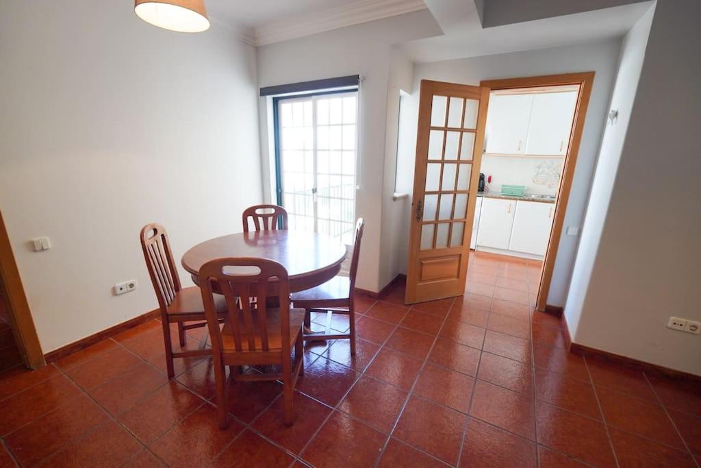 Pe N'Areia Apartment Sao Martinho do Porto Luaran gambar