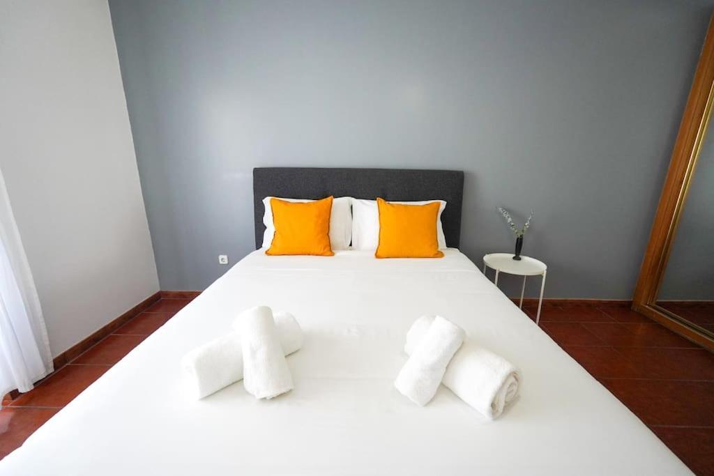 Pe N'Areia Apartment Sao Martinho do Porto Luaran gambar